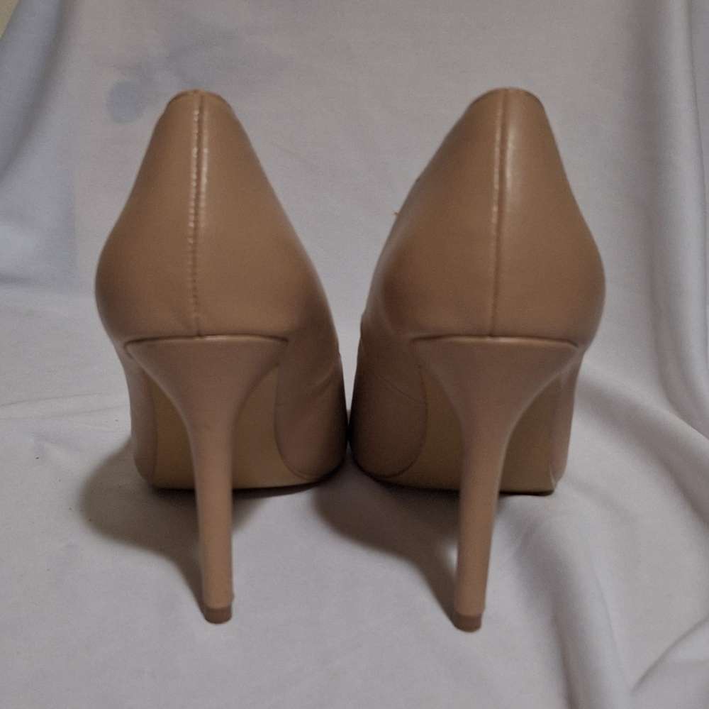 French Connection Women's Beige Heels Sz 7 3in Heel - Picture 2 of 6